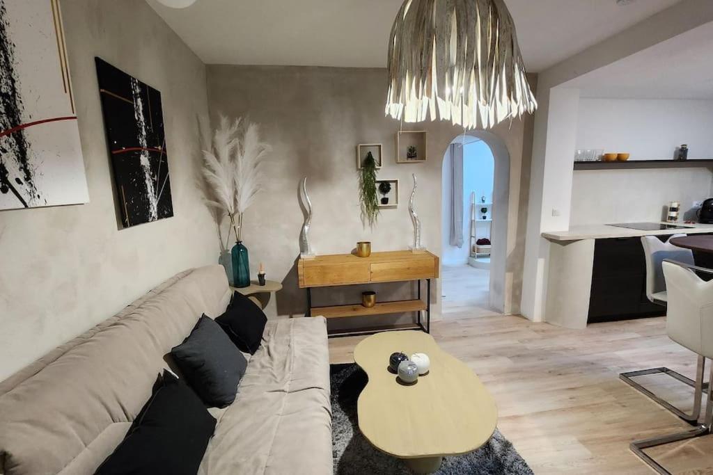 La Taniere Lens Est Appartement Sallaumines Buitenkant foto